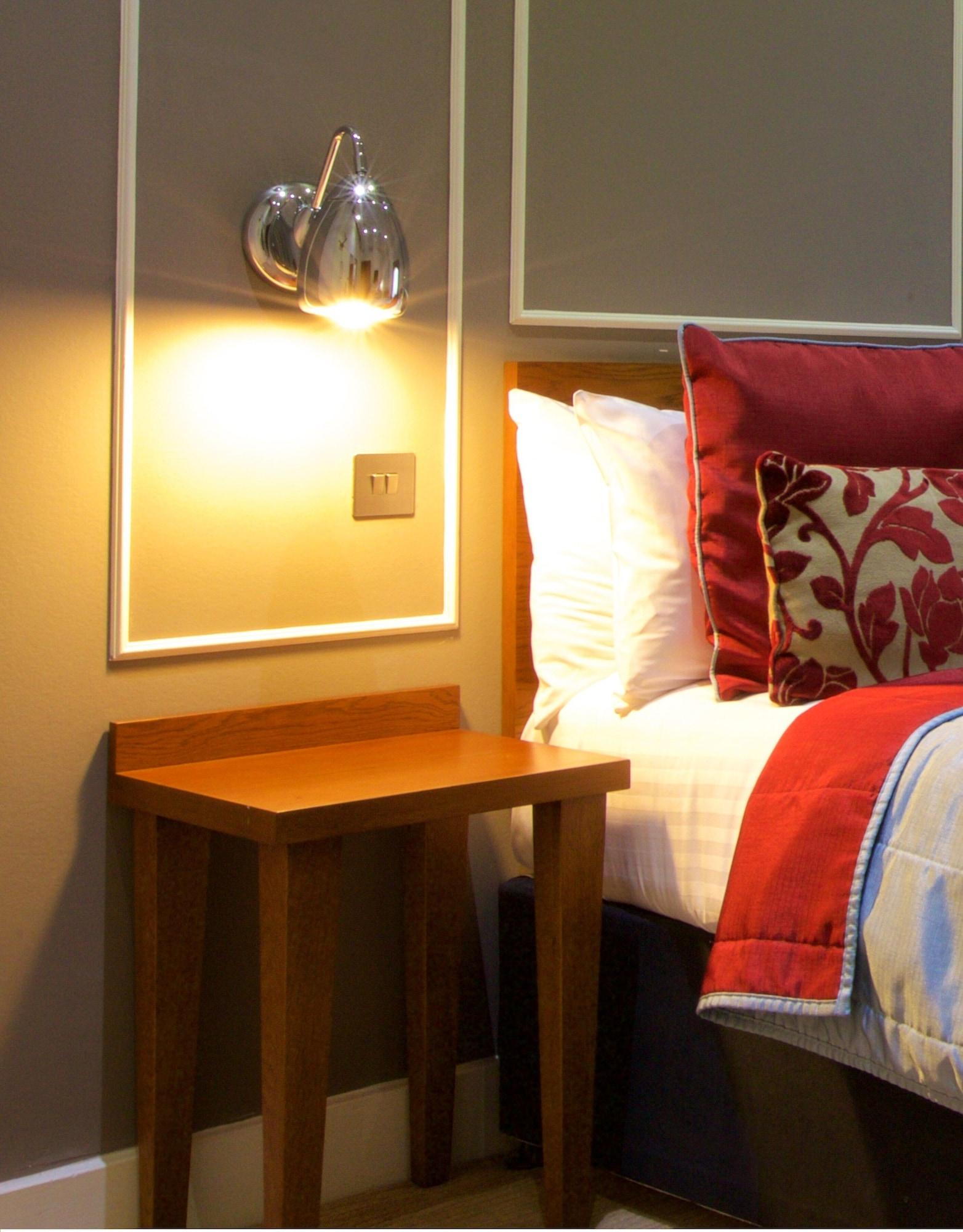 Hotel London Regent Hotel, Bw Signature Collection Chigwell