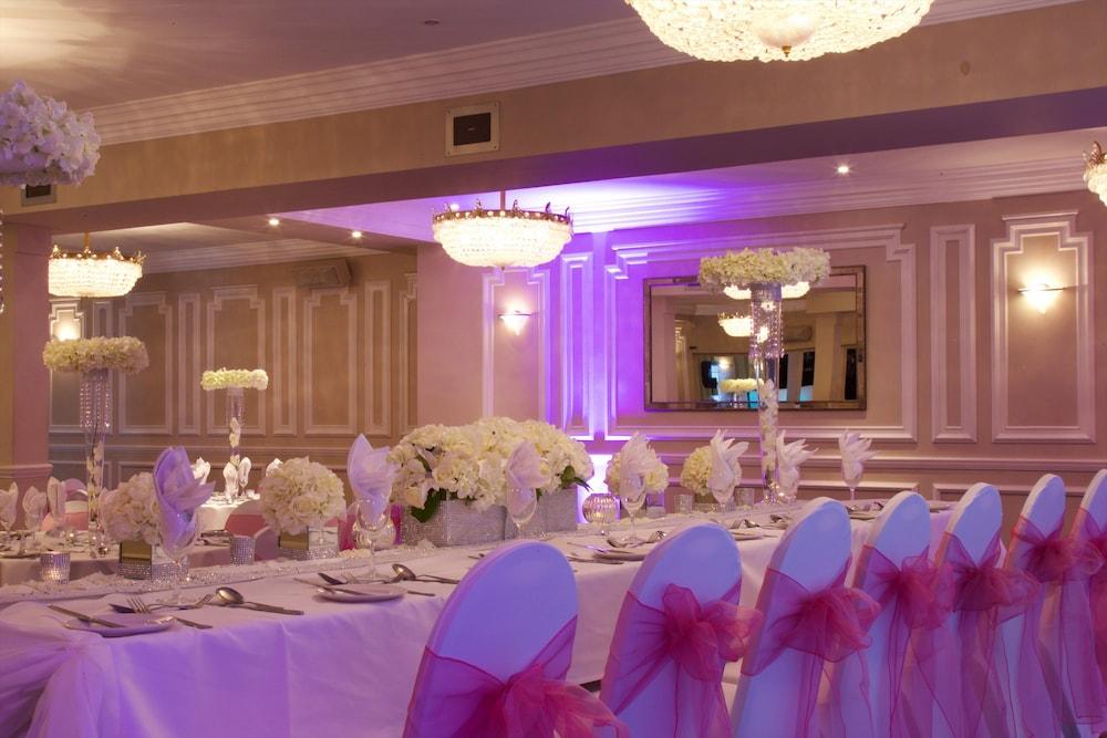 Hotel London Regent Hotel, Bw Signature Collection Chigwell