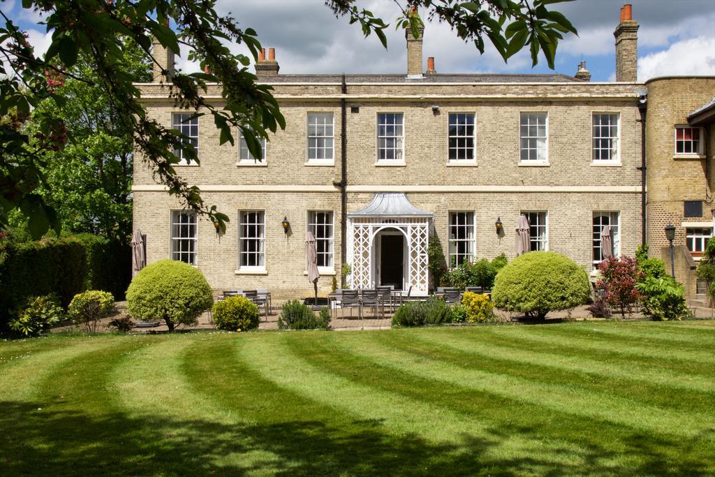 London Regent Hotel, Bw Signature Collection Hotel 4*