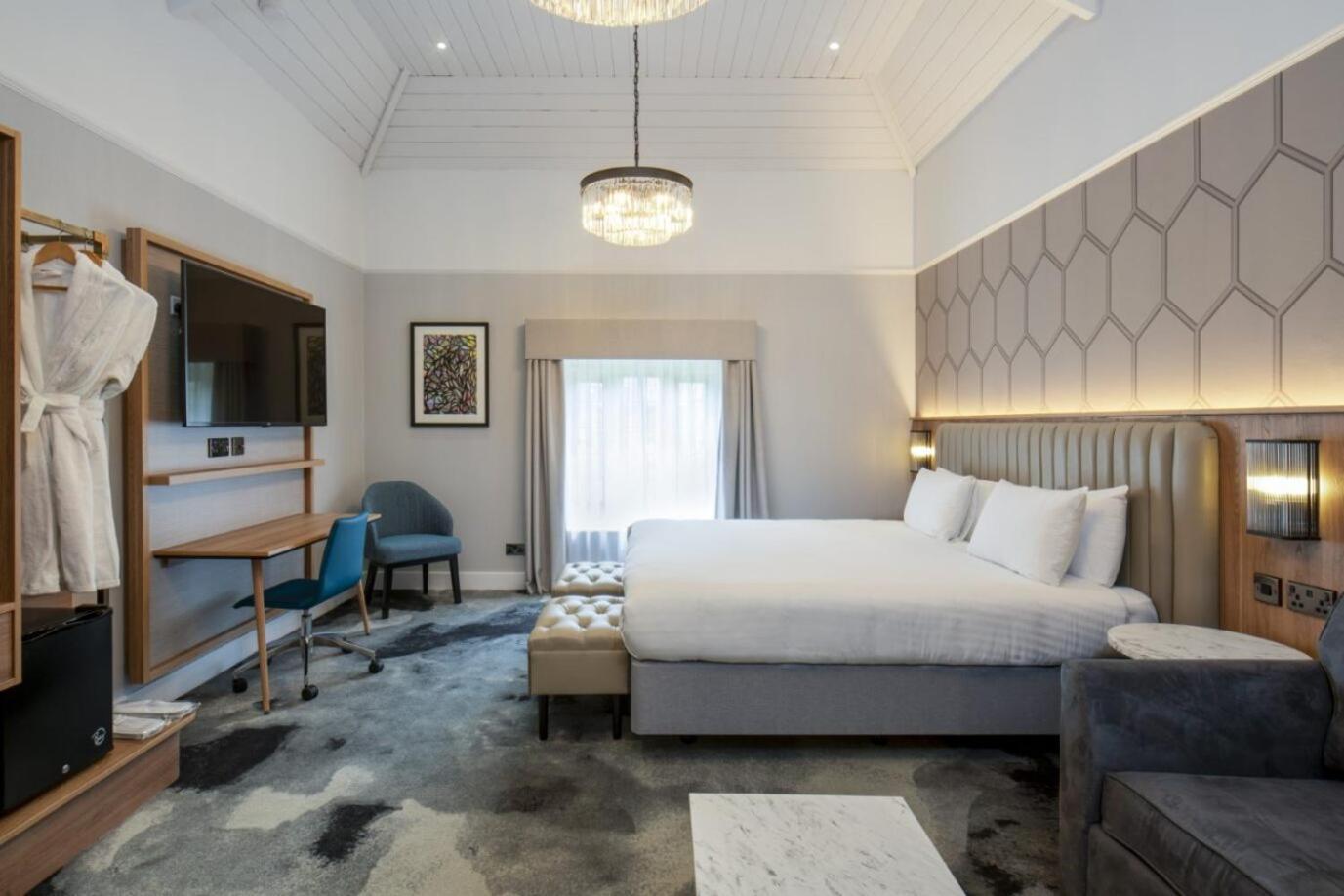 London Regent Hotel, Bw Signature Collection Hotel Chigwell